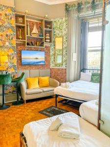 Brunswick Square & Spa - 61