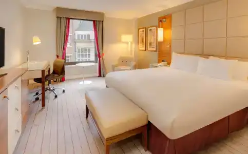 Hilton Cambridge City Centre - 4