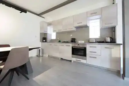 Athenian Residences - 146