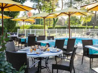 Mercure Lisieux - 30