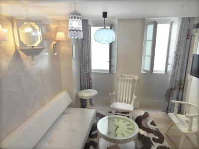 Le Pavillon - 81