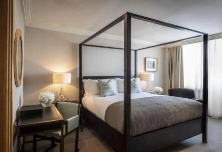 The Westbury - 122