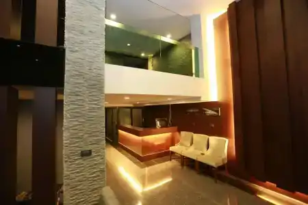 The Bangkok Airport Link Suite - 17