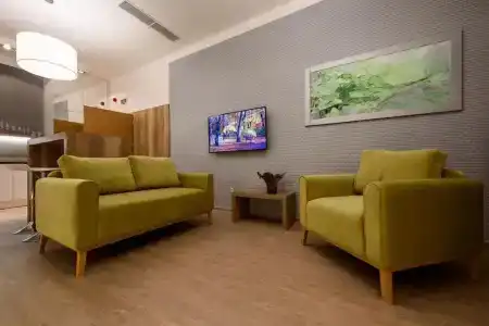 Karoly Corner Residences - 89