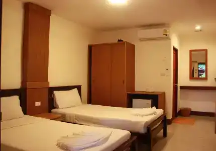 Oyo 1046 Noppharat Resort - 3