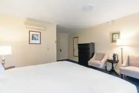 Wonder View Inn - 36