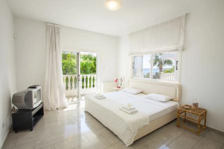 Meneou Beachfront Villa Sunset - 2
