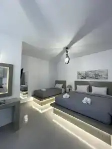 Zoumis Studios - 65