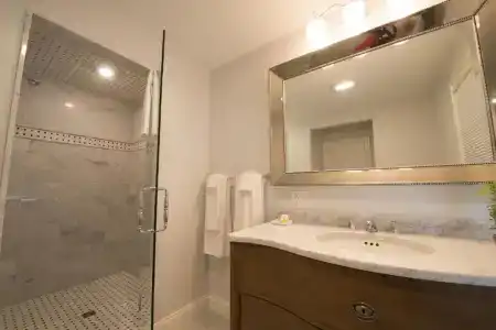 Serenity Inn - 137