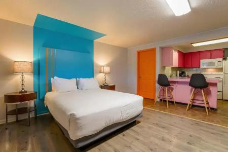 Coast River Inn By Oyo - 154