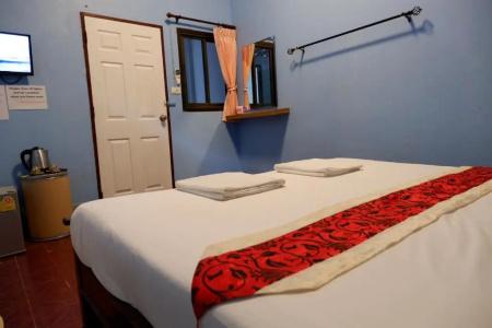 Marina hut guest house - 36