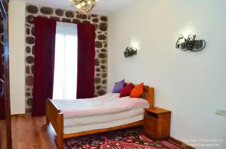 Khoreayi Dzor - 32