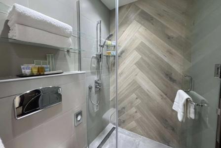 Ramada Encore by Wyndham - 8