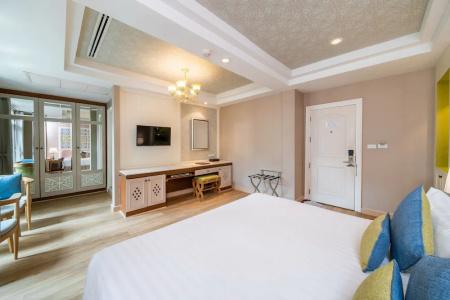 Salil Sukhumvit Soi 8 - 66
