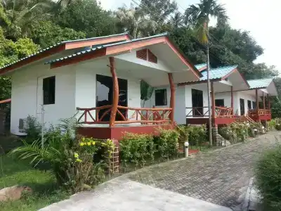 One More Night Beach Resort - 18
