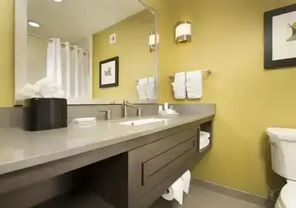 Hilton Garden Inn - 9