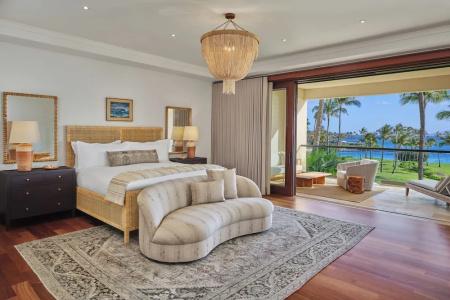 Montage Bay - 99