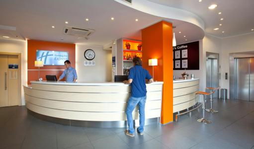 Holiday Inn Express, An Ihg - 1