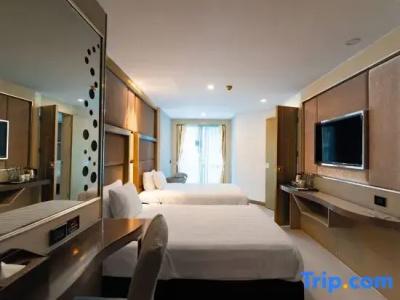 Centara Azure Pattaya - 37