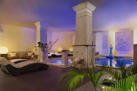 Royal Garden Villas, Luxury - 93