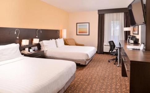 Holiday Inn Expresss & Suites West, An Ihg - 2