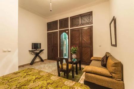 Riad Nasreen - 90