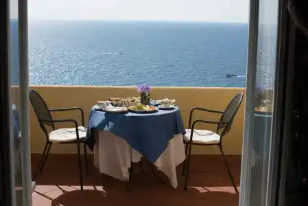 Weber Ambassador - 22