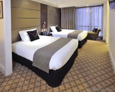 Stamford Plaza - 28