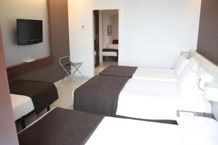 Diagonal Plaza - 34