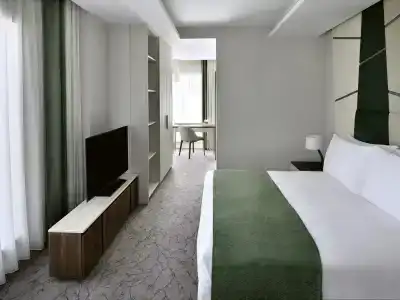 Mövenpick Downtown Dubai - 52