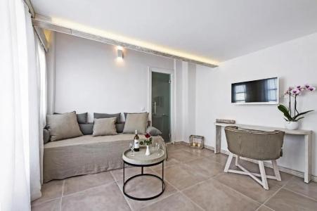 Athina Luxury Suites - 106