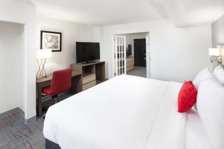 Wyndham Garden, SC - 30