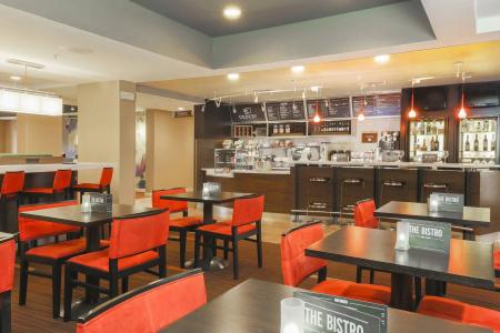 Courtyard by Marriott - 21
