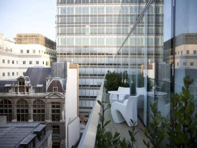 Apex London Wall - 0
