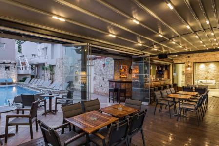 Elotis Suites - 29