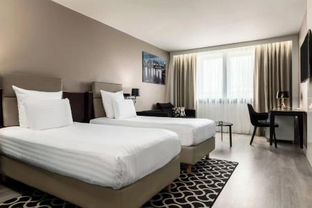 Ac Paris Porte Maillot By Marriott - 2
