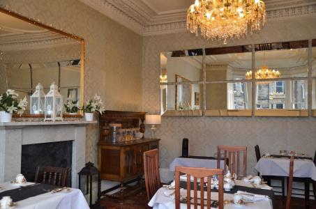 Edinburgh37 - 19