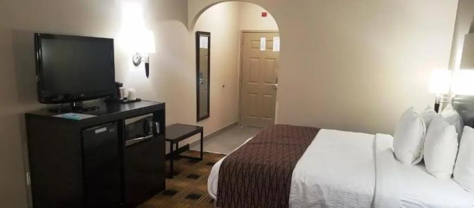 Best Western Plus Heritage Inn - 63