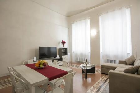 Regis Condo - 147