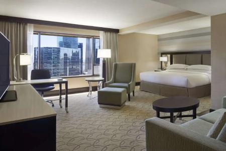 Hilton - 70