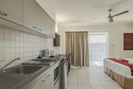 Southern Cross Atrium - 99