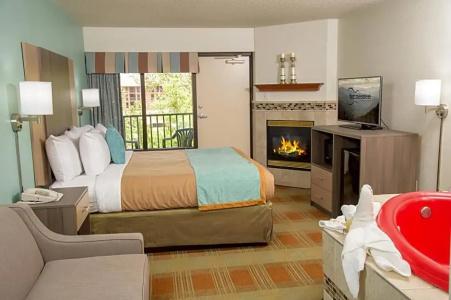 Pigeon River Inn - 172