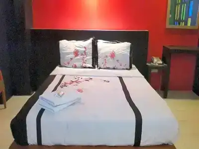 Bangkok Travel Suites - 35