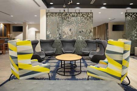 TownePlace Suites by Marriott Orlando Airport - 37