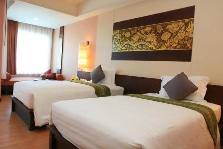 Grand Pacific Sovereign Resort & Spa - 82