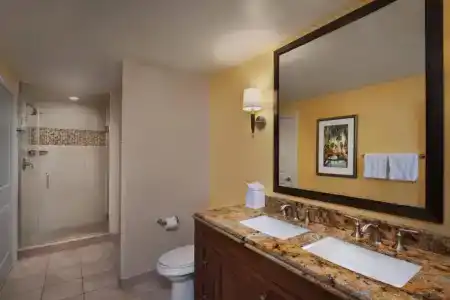 Marriott Lakeshore Reserve - 108