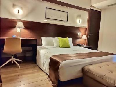 Weston Suites - 60
