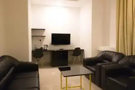 Parkside Plaza Muscat - 23