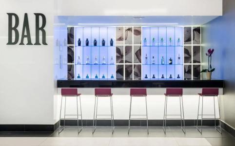 Ilunion Suites Madrid - 16