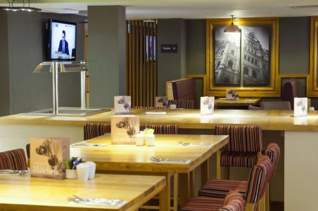 Premier Inn Leicester Square - 19